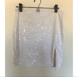White iridescent sequin skirt. high waisted